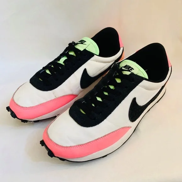 【NIKE】W NIKE DAY BREAK RTL W NIKE DAY BREAK SE 